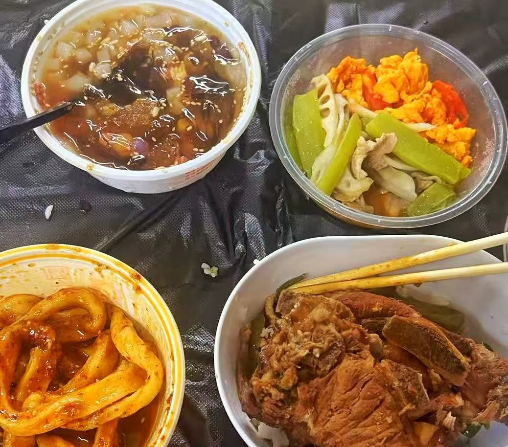 致妙清：平凡饭菜里的珍贵情谊